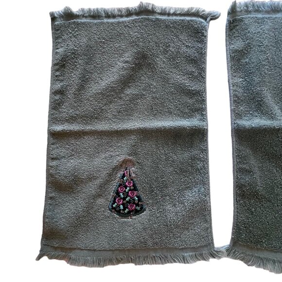 VTG Christmas Holiday Hand Towels 100% Cotton Stitched Green Set of 3 Embroidery - Picture 7 of 16
